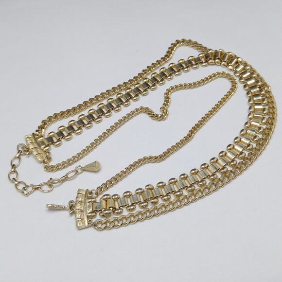 Coro Egyptian Revival Three Strand Necklace, Book Chain Center, 1950s Vintage - Picture 7 of 10
